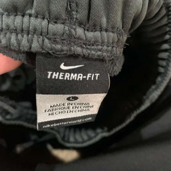 Nike Iowa Gray Athletic Pants - Picture 3 of 3